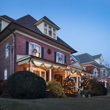 Harvest Moon Bed & Breakfast New Holland Екстериор снимка