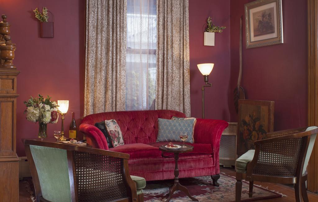 Harvest Moon Bed & Breakfast New Holland Екстериор снимка